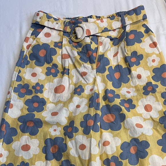 Blooming and Bubbly Wide-Leg Pants - Picture 2 of 4